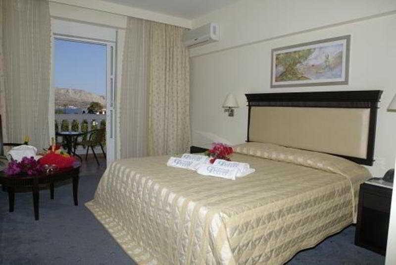 Crithoni'S Paradise Hotel Alinda  Rom bilde